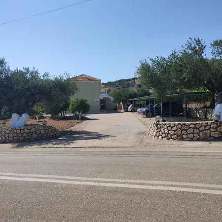 Stamatia Apartmanhotel Razáta